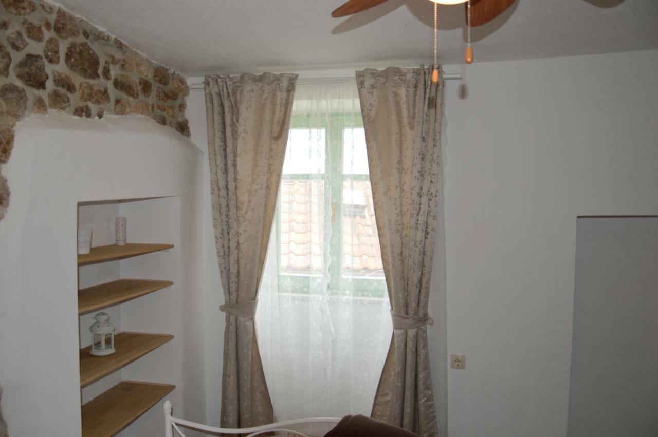 Andrijana Holiday home *